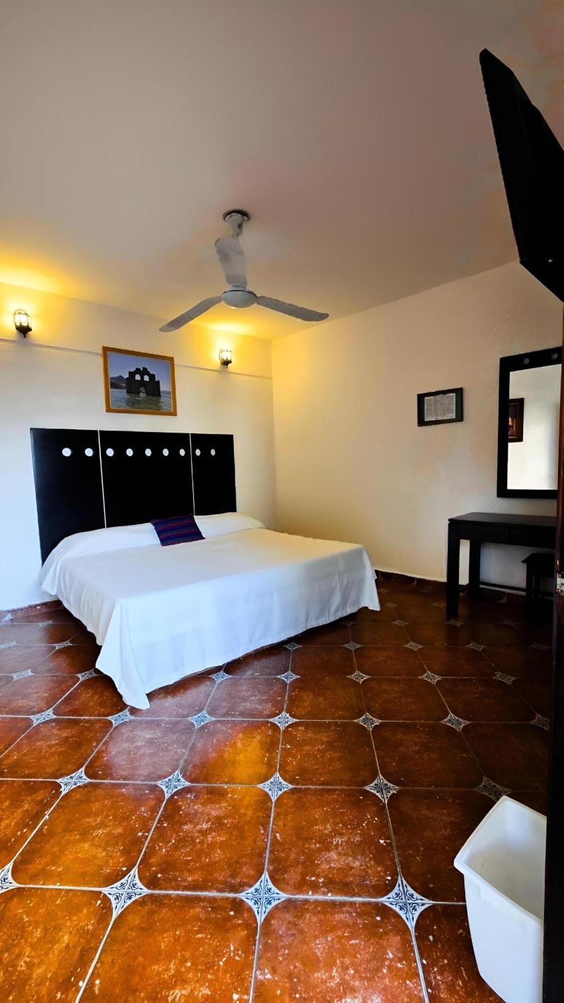 Hotel Villa Esmeralda Tuxtla Gutierrez Ngoại thất bức ảnh