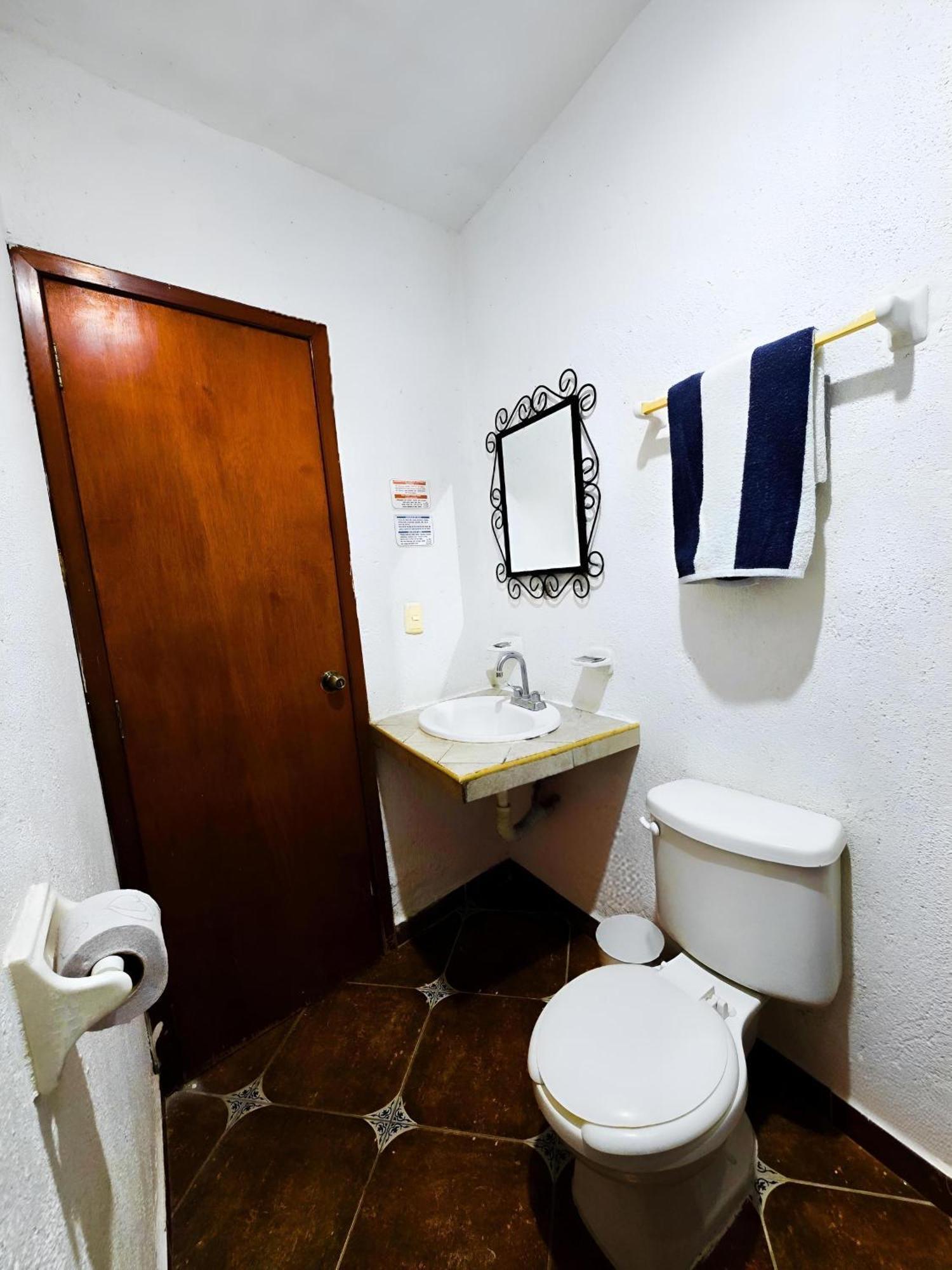 Hotel Villa Esmeralda Tuxtla Gutierrez Ngoại thất bức ảnh